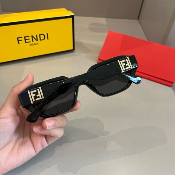 Fendi Women's Black Sunglasses - Picture 2 of 7